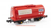 373-790A Graham Farish BR 45 Ton Class B TTA Tank Wagon number 109 - Charrington Hargreaves/Mobil Red